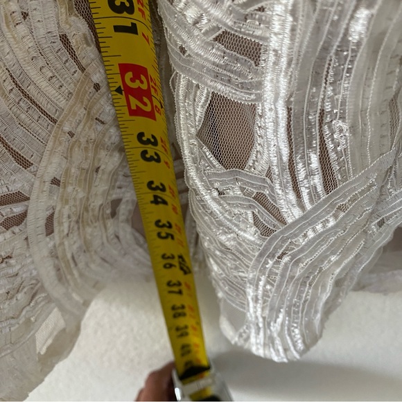 ADRIANNA PAPELL LACE SHIFT DRESS - Picture 4 of 12